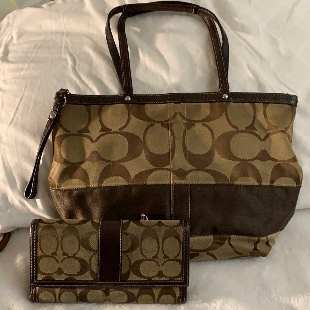 Coach handbag